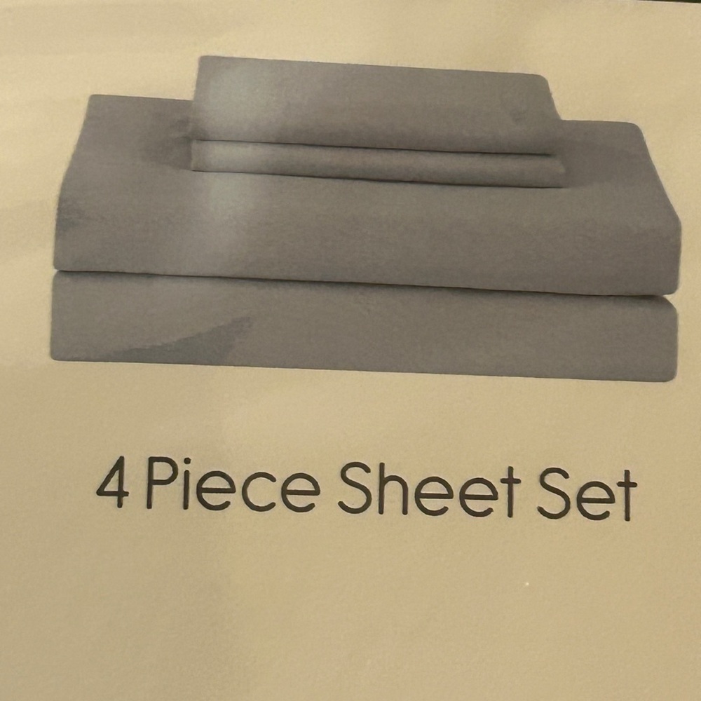 Shawna King Sheet Set Soothing Periwinkle Gray 4 Piece New (Out of Box NEW)